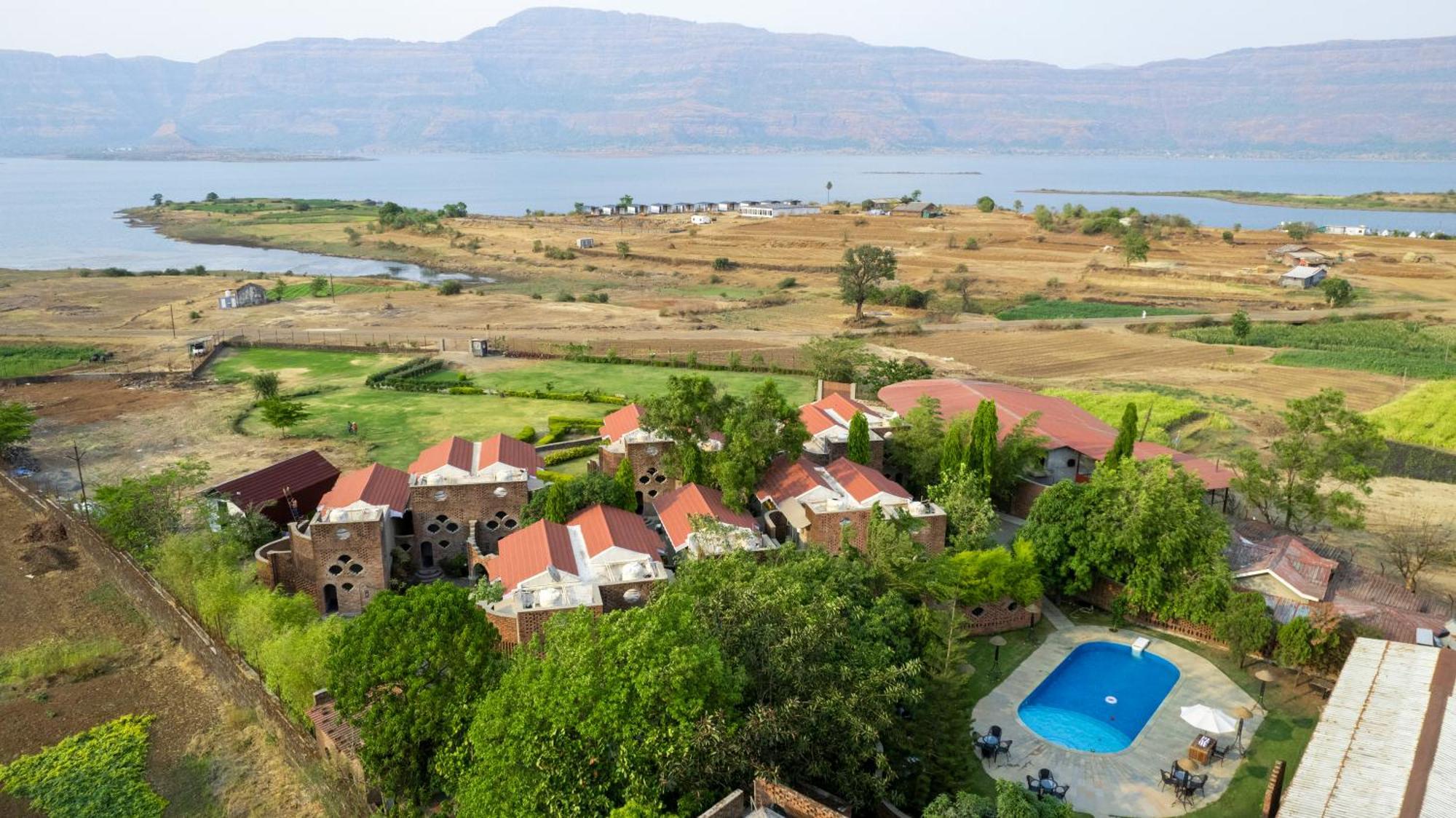 Saj By The Lake, Malshej Ghat Esterno foto